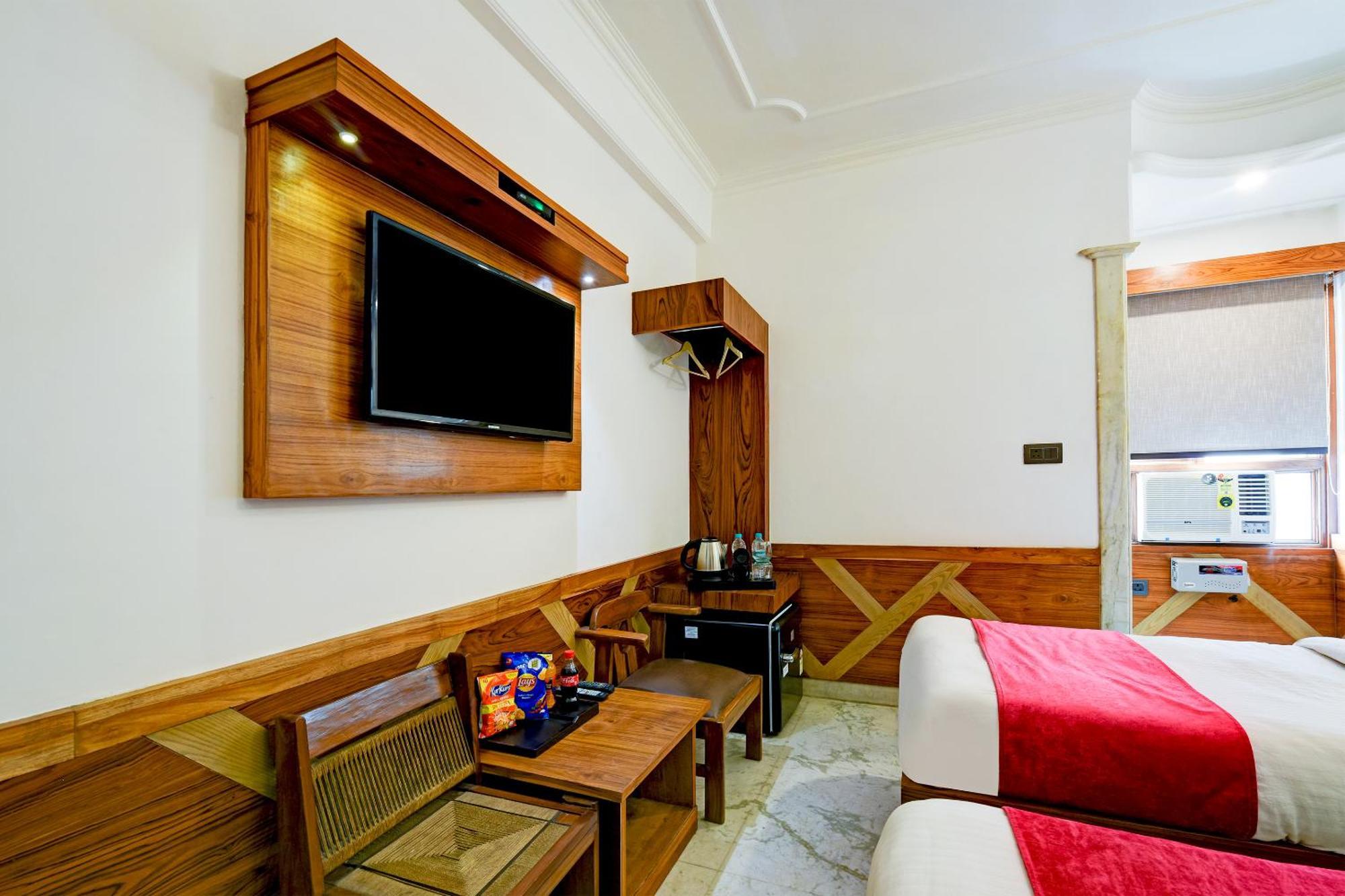 Hotel Cottage Yes Please New Delhi With Pick Up Services Új-Delhi Kültér fotó